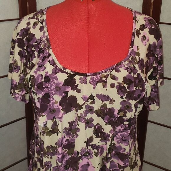 Lavish Purple Floral Ruffly Blouse - Picture 2 of 7